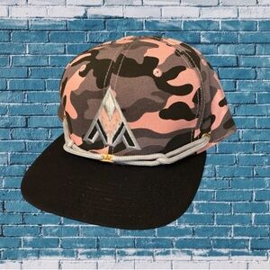 NWOT Findlay grey black military camo embroidered snapback hat OSFA NEW